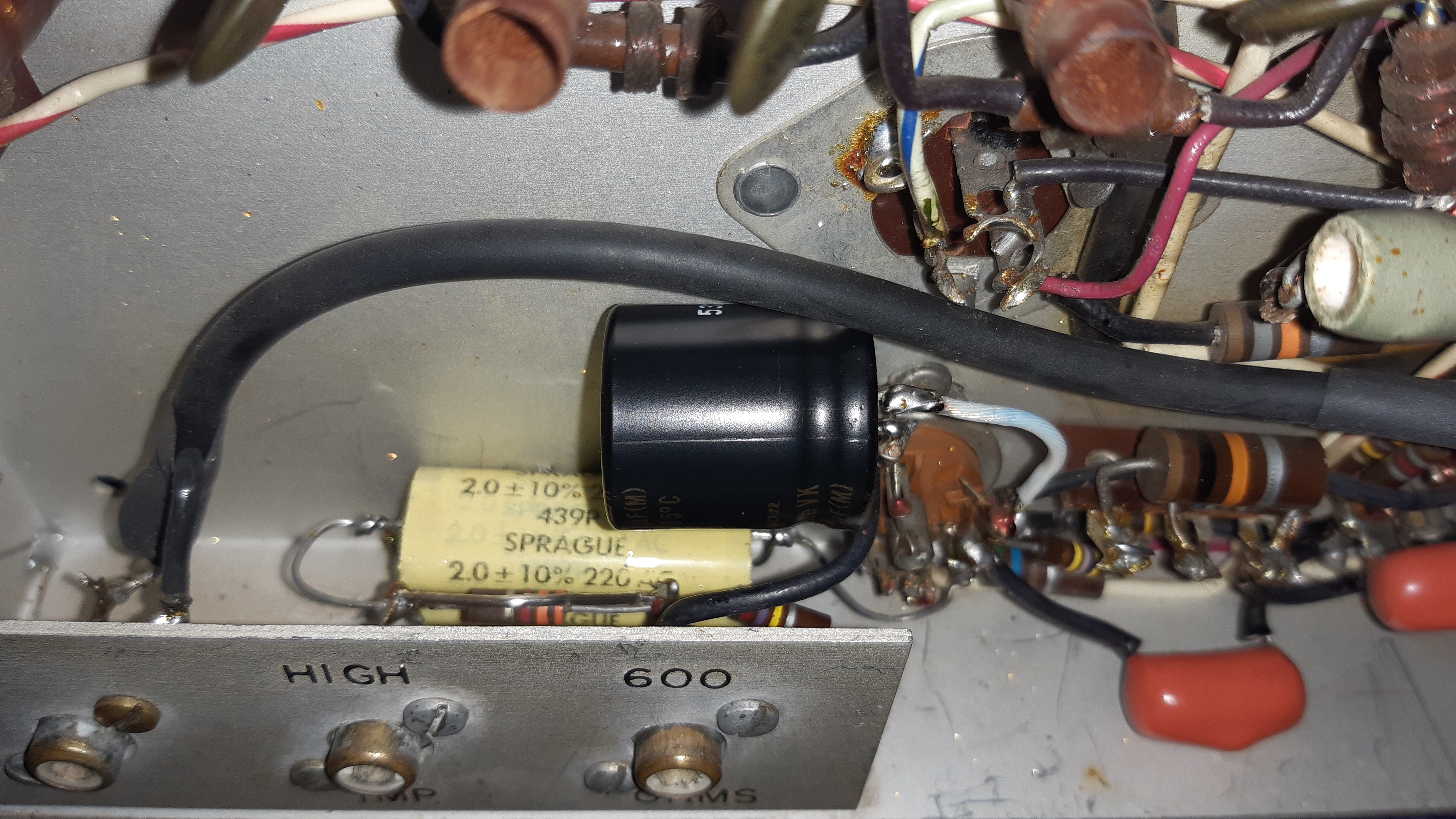 Black_Gate_VK_22uf_350v.jpg