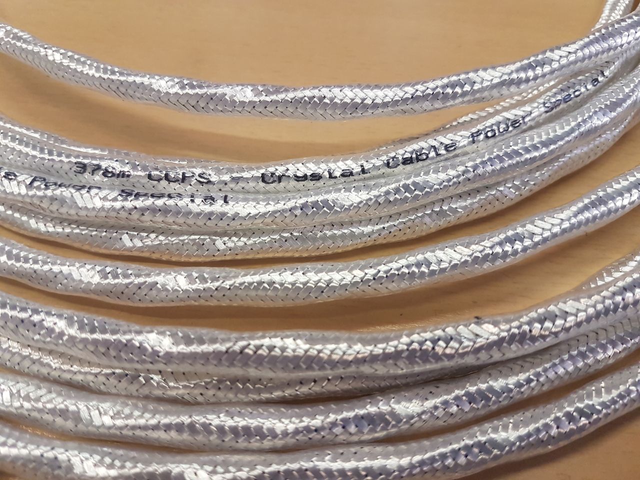 Crystal cable CCPS Power Special.jpg