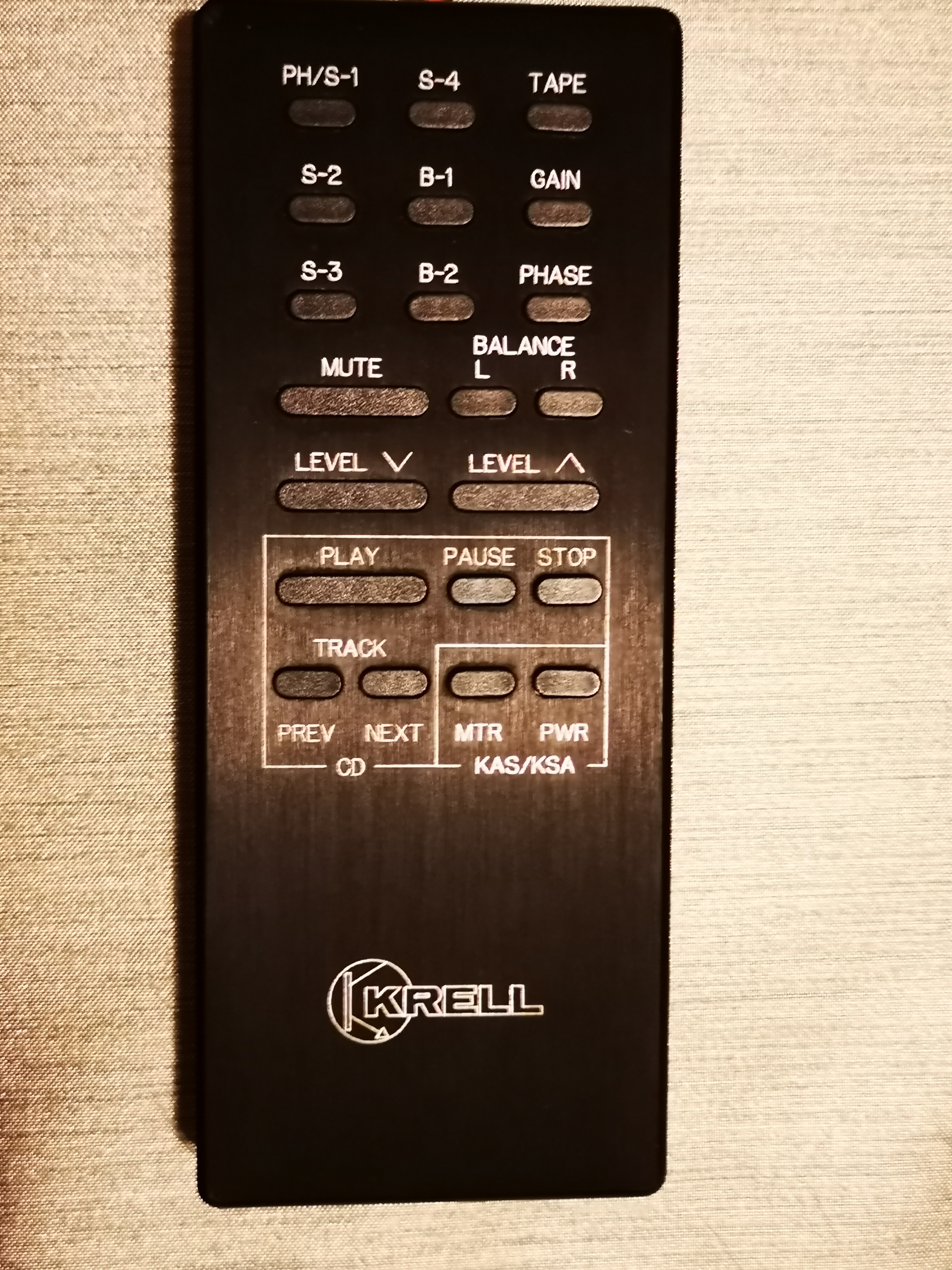 KRELL KRC-3 remote.jpg