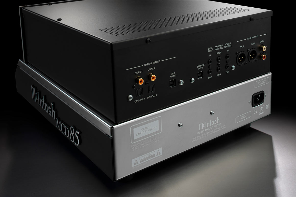 McIntosh-MCD85-SACD-CD-lejatszo-DSD-DAC-lifestyle-hatlap.jpg