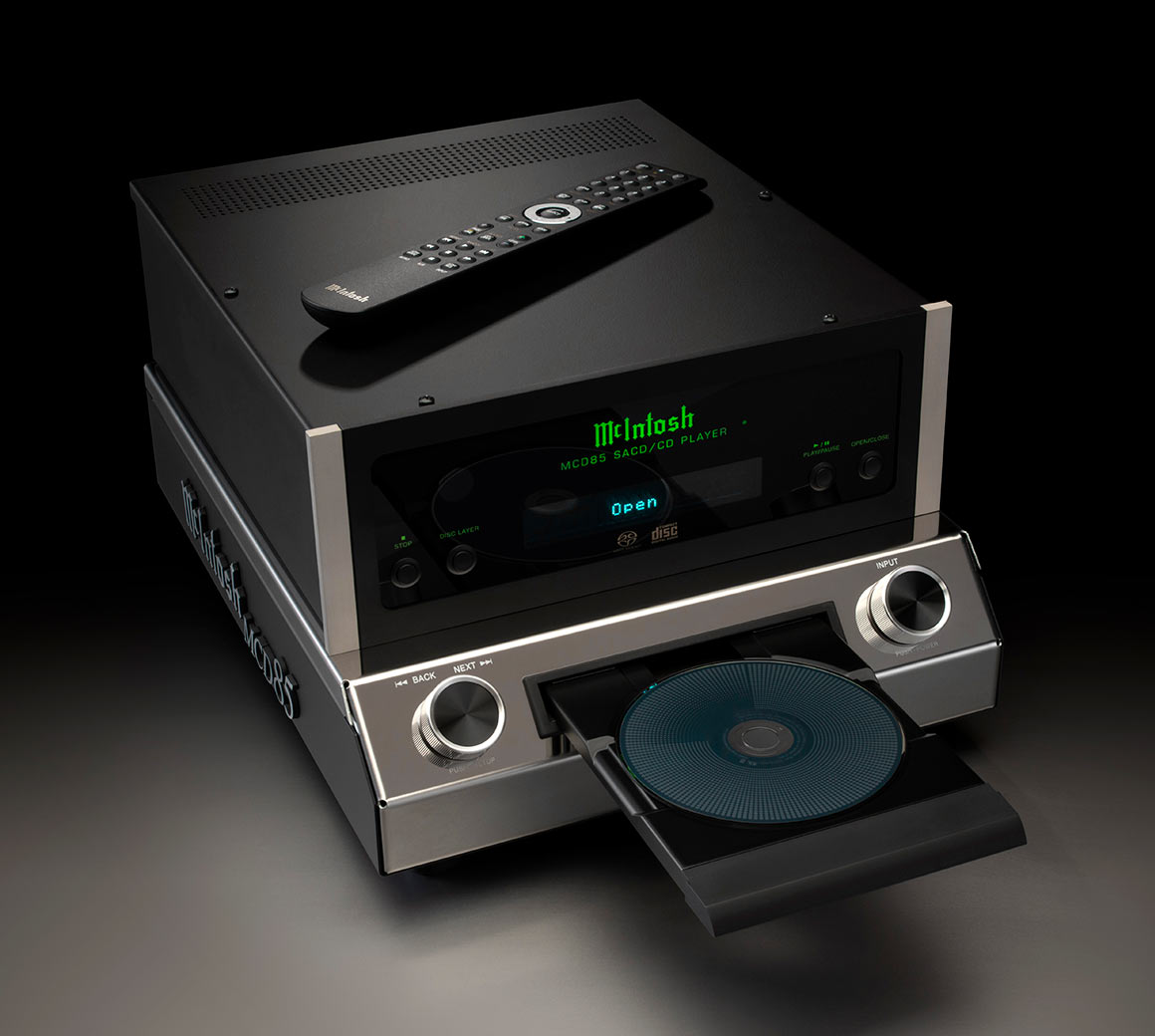 McIntosh-MCD85-SACD-CD-lejatszo-DSD-DAC-lifestyle-talca.jpg