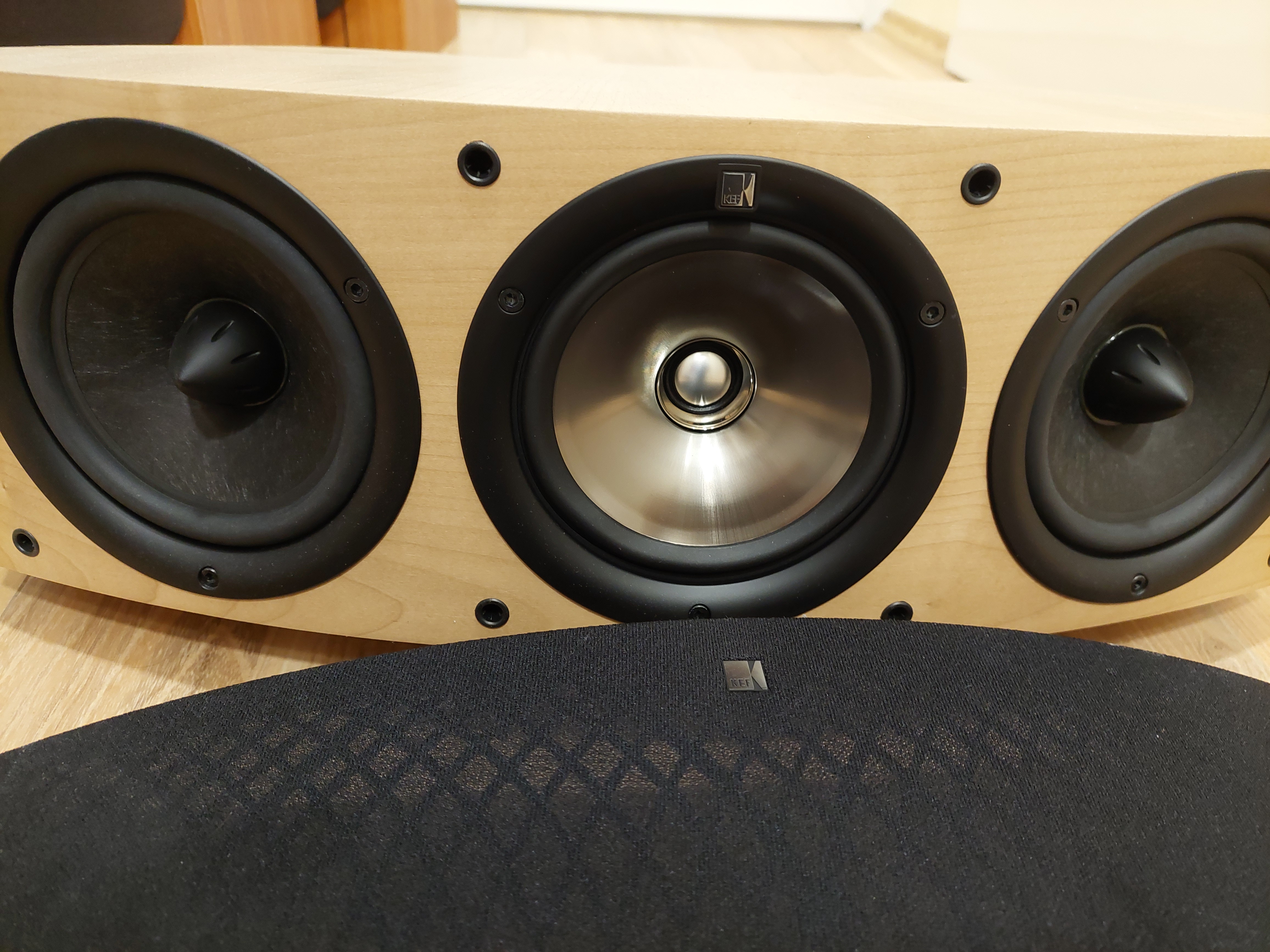 kef_iq6c_2.jpg