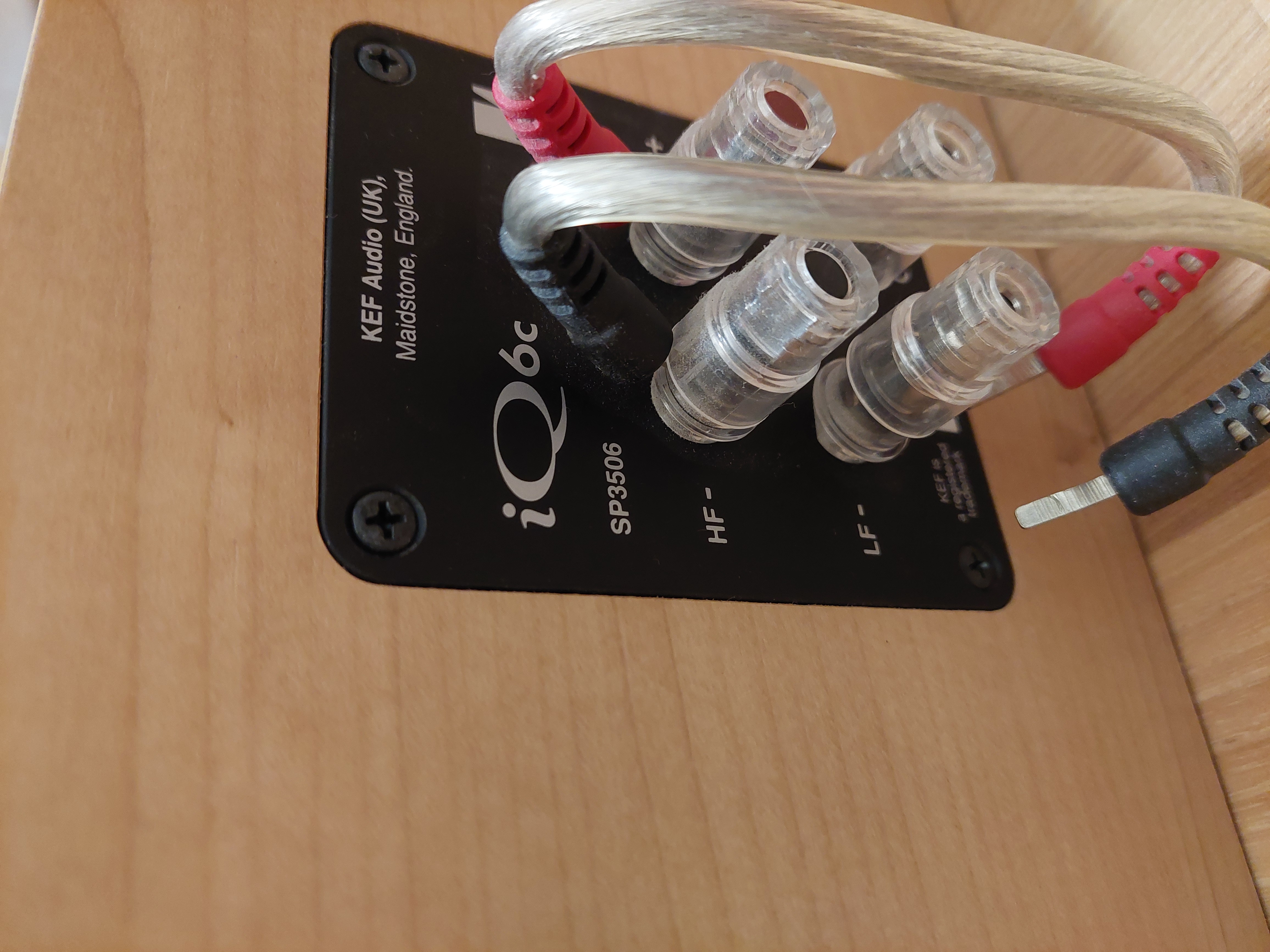 kef_iq6c_3.jpg