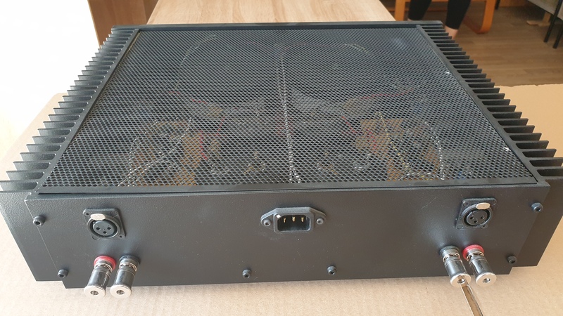 PJ_AMP_2.jpg