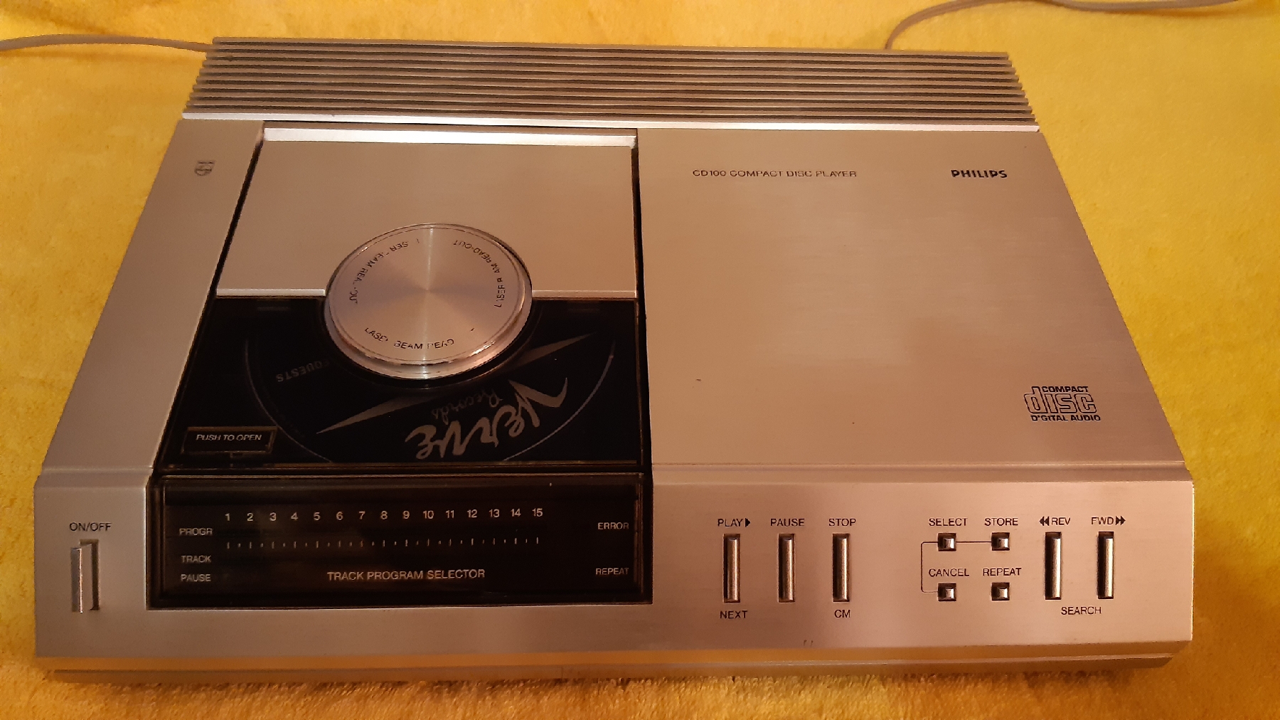 Philips_CD100_trial_run_player_resize_72.jpg