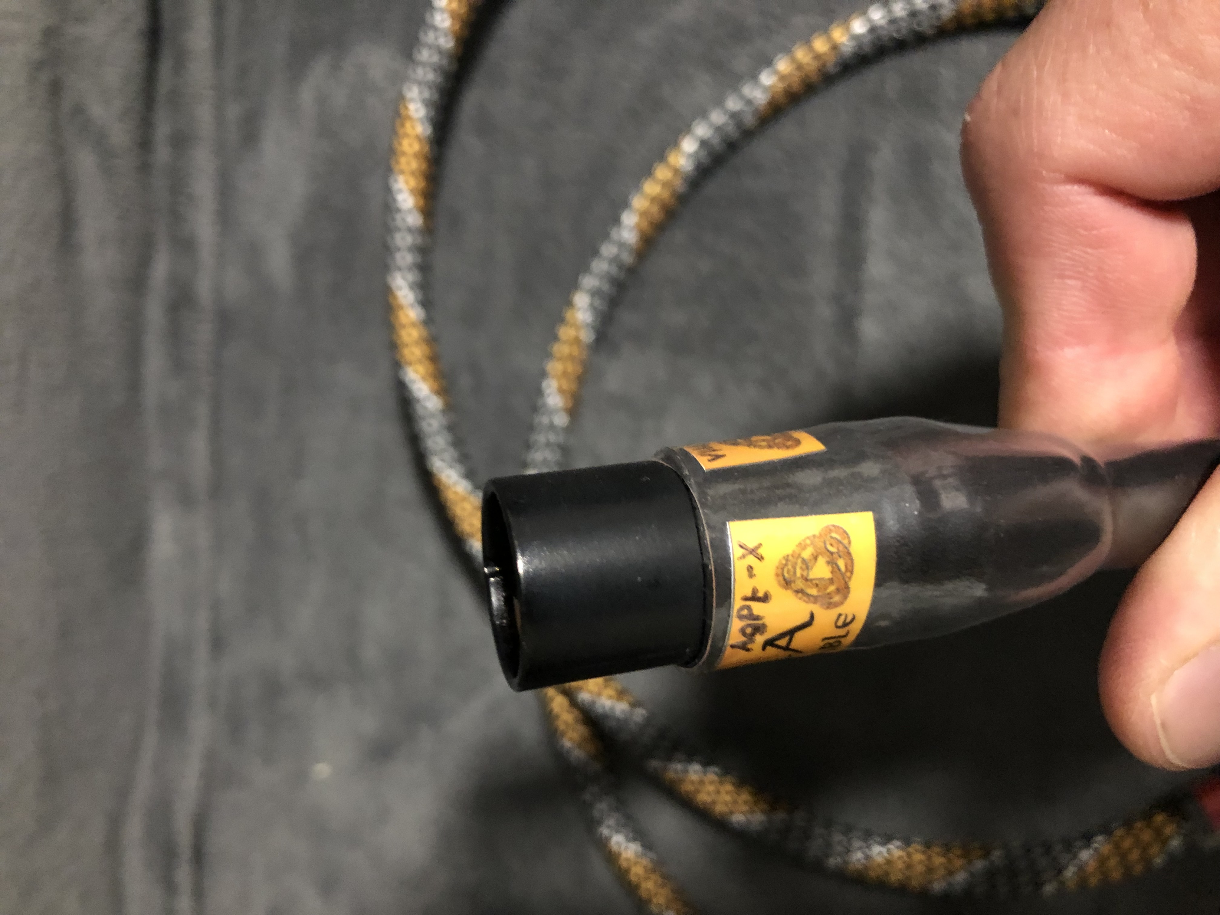 XLR