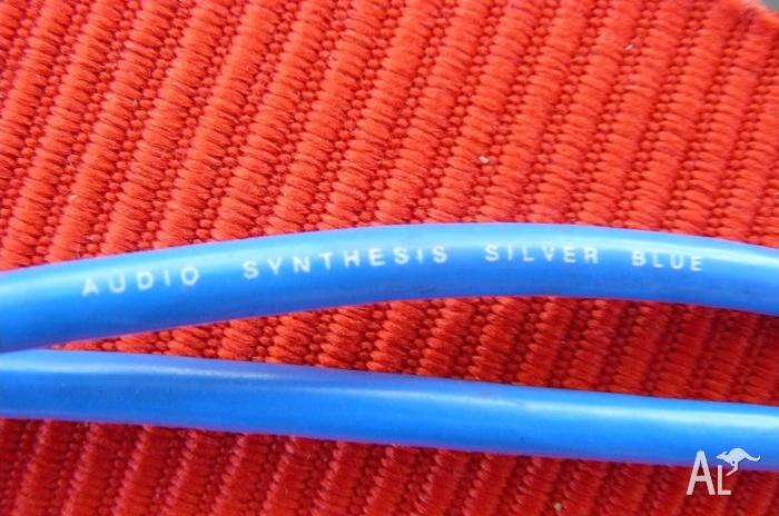 audio_synthesis_silver_blue_interconnects_19927001 (1).jpg