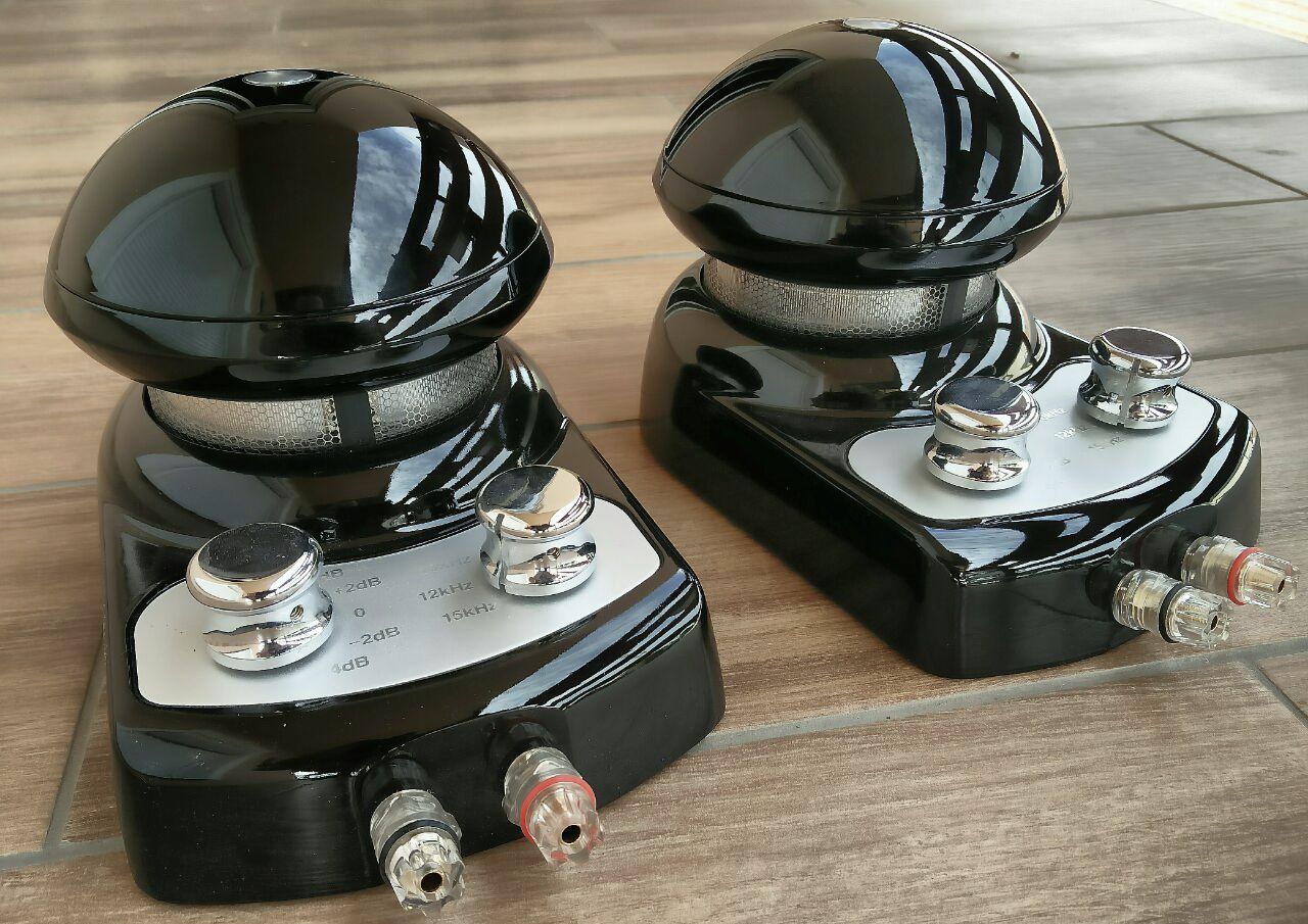 Elac 3.jpg