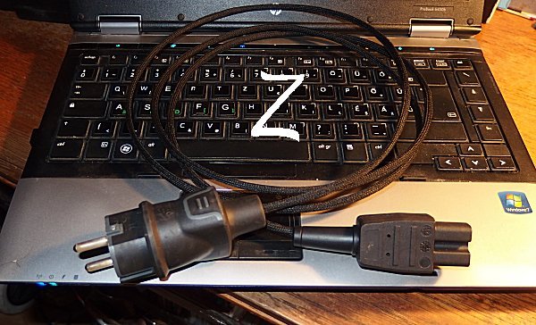 2 m-es Z Betáp kábel.jpg