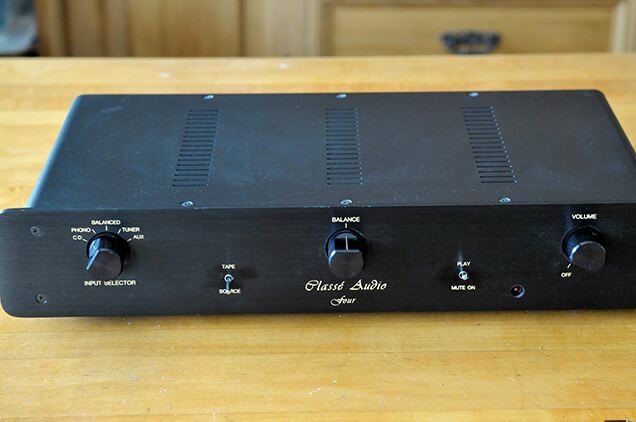 2119847-b01f5069-classe-audio-four-preamp.jpg
