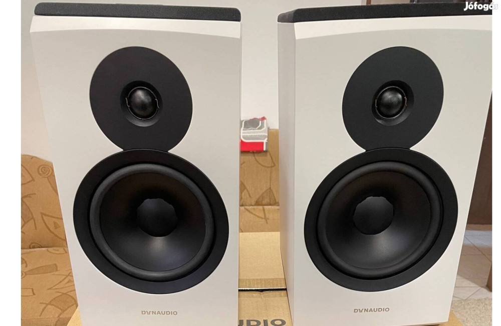Dynaudio_Emit_20_white_687732391164774.jpg