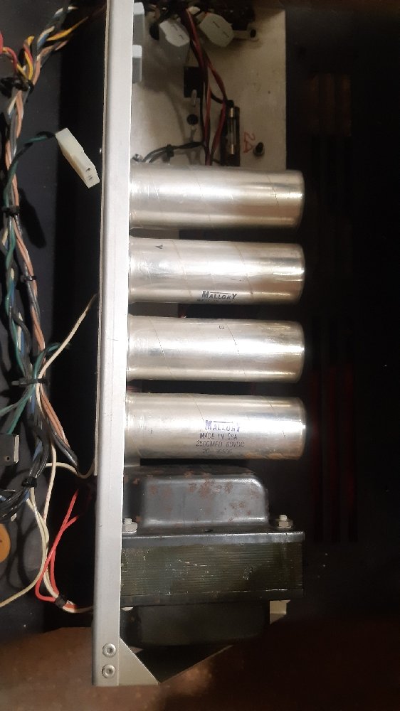 JBL L212 ultrabass supply capacitors.jpg