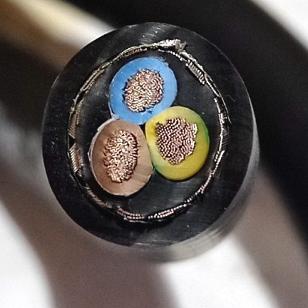 Na ez a rossz hálózati kábel.jpg