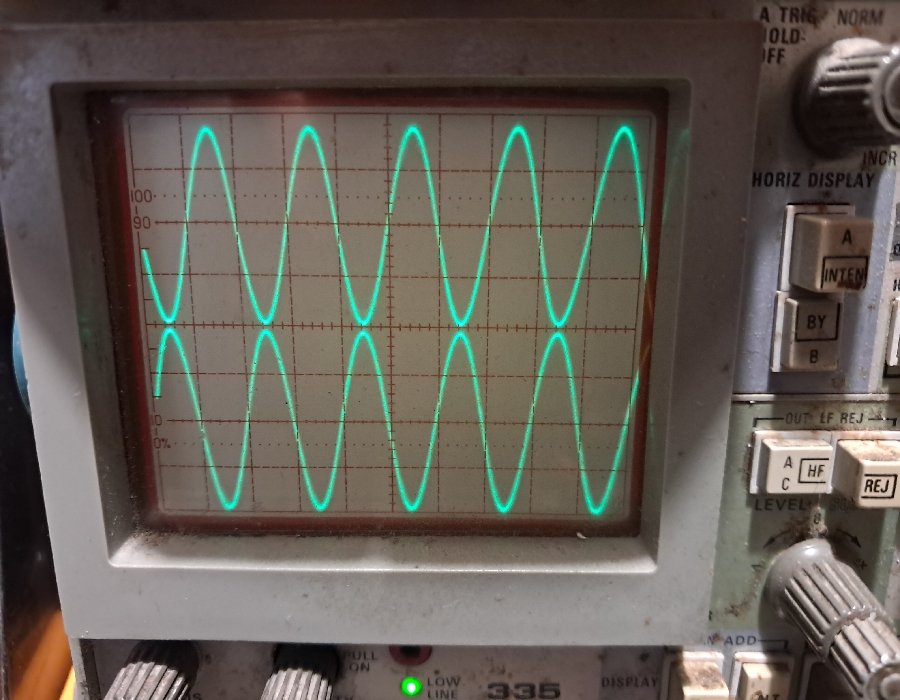 Unity Coupled V-FET SE 180° opposite phase.jpeg