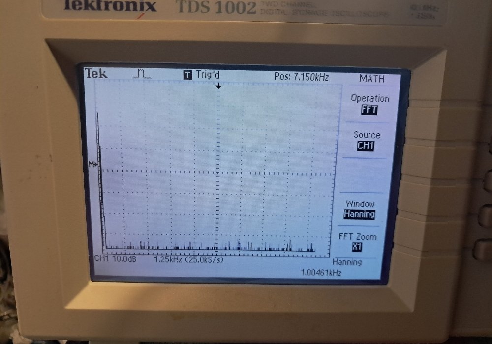 Unity Coupled V-FET SE amplifier 1W 8R FFT.jpeg