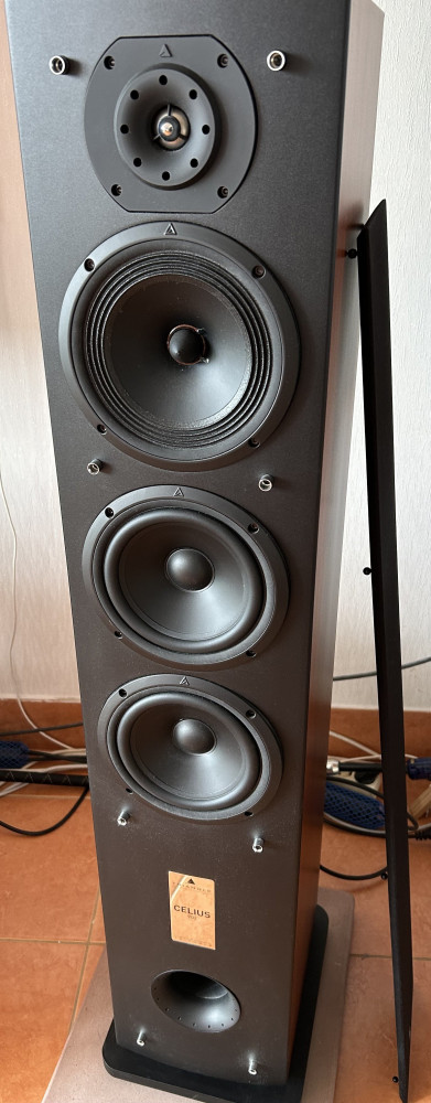 C902 .jpg