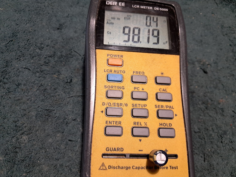 Panasonic FC 100uF 63v 100Hz.jpg