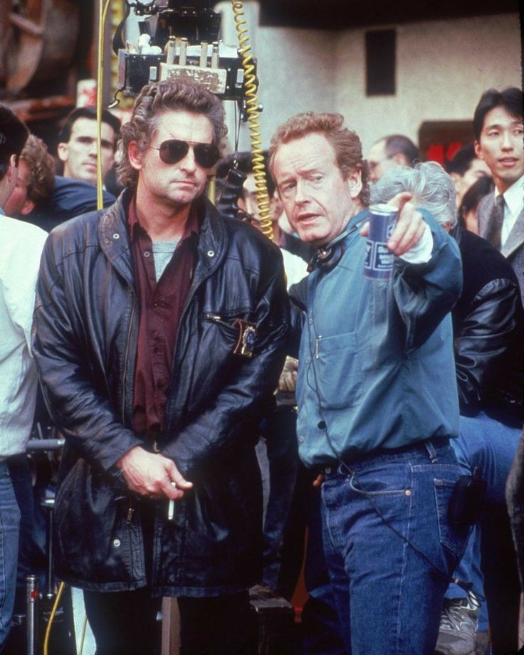 Ridley Scott directs Michael Douglas Black Rain 1989.jpg