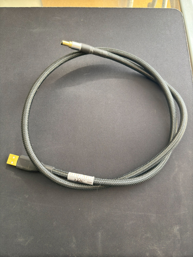 Hydra HD Plex Next Wave High-End DC kábel.jpg