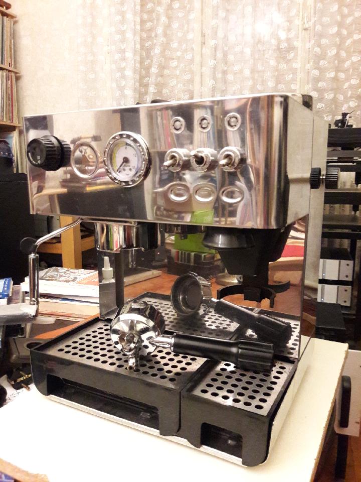 la pavoni bar dmb 2.jpeg