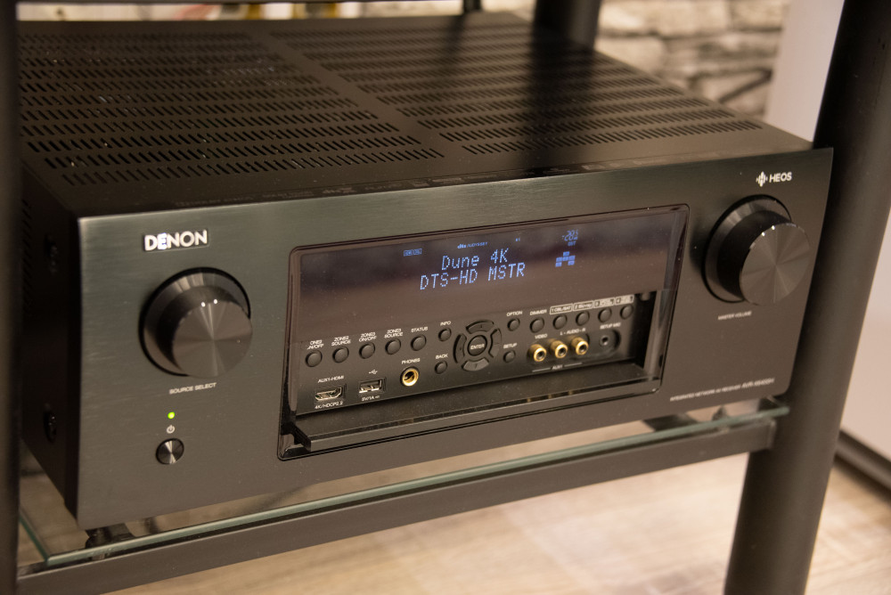 Denon AVR-X6400H fekete (1) 015-6.jpg