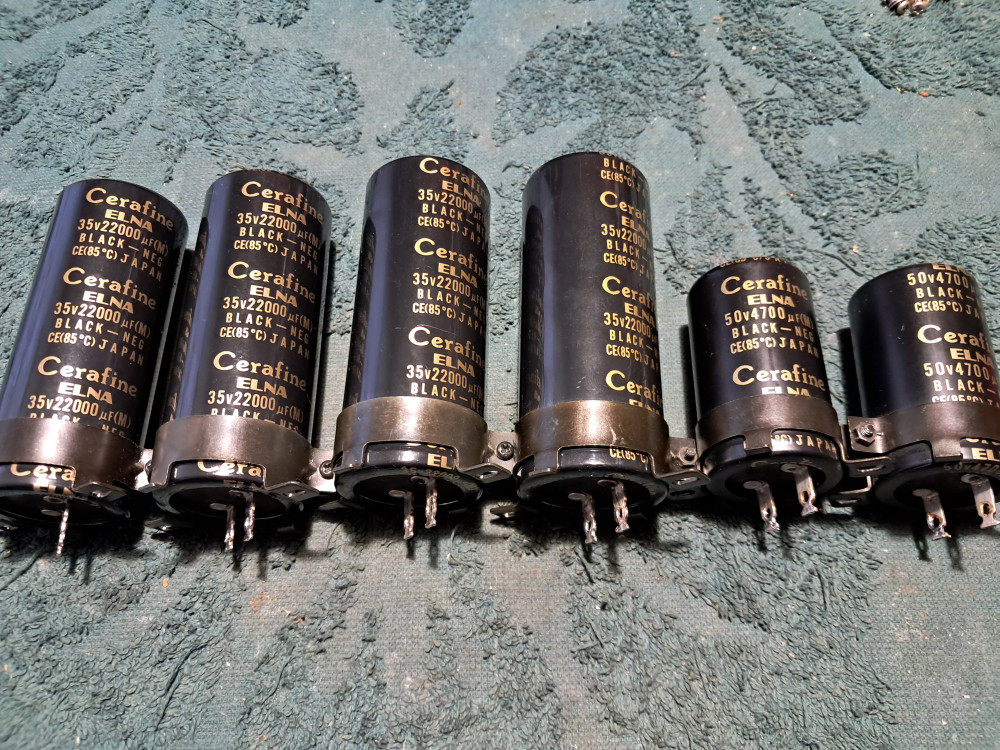 Elna Cerafine capacitors.jpg