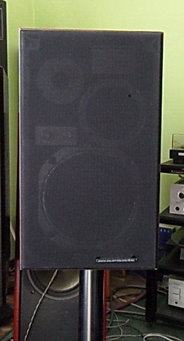 Marantz HD545 előlap.JPG