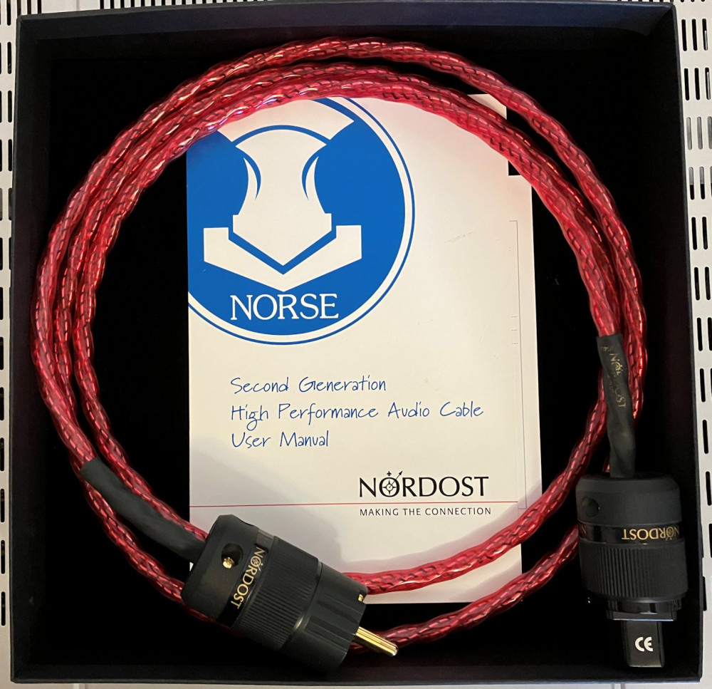 Nordost Heimdall 2 power cord (2m) - in box.jpg