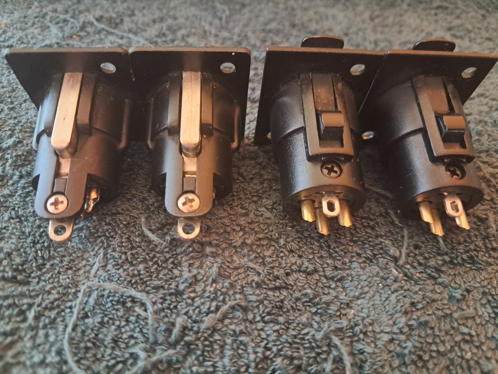 Neutrik - Binder XLR female socket rear.jpg