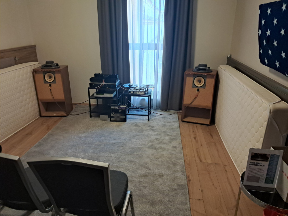 Audio  Expo 307 szoba fotó2.jpg