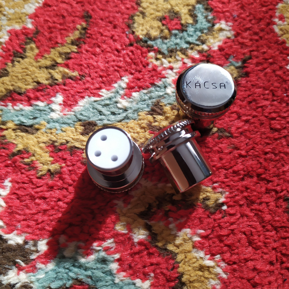 Kácsa KC-XLRM-cap zajzáró kupak