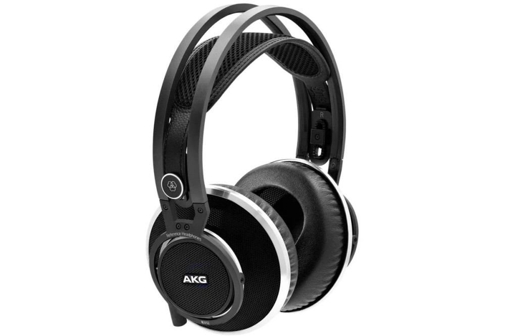 AKG K812.jpg
