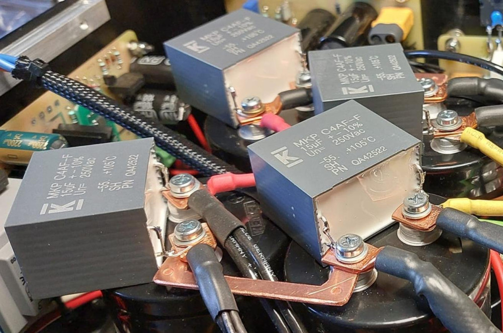 Gauss Neuron végfok (2x400W) belső - gyártó Nagy Gábor, fotó Audio Expo 2025