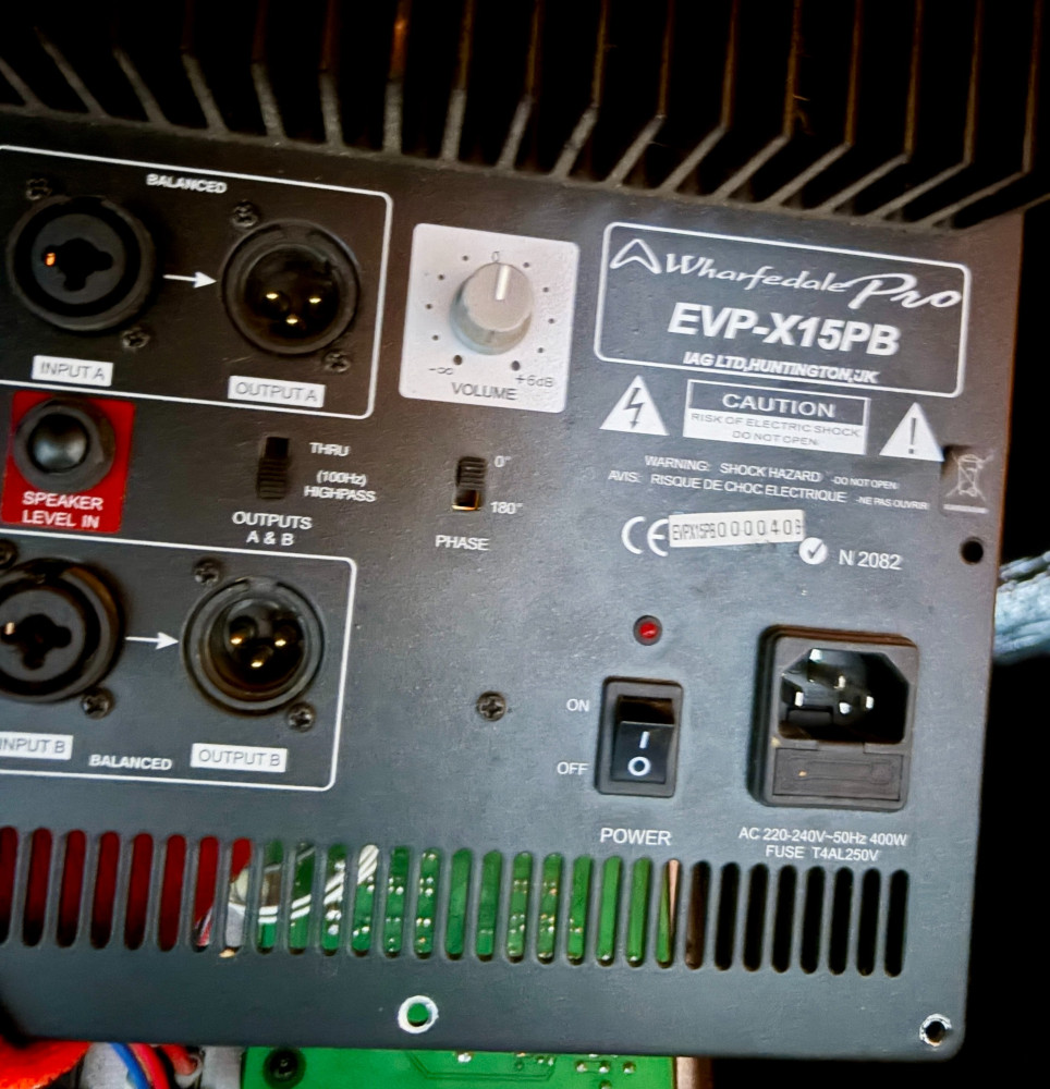 Wharfedale Wharfedale EVP-X15PB Erősítő 1.jpg