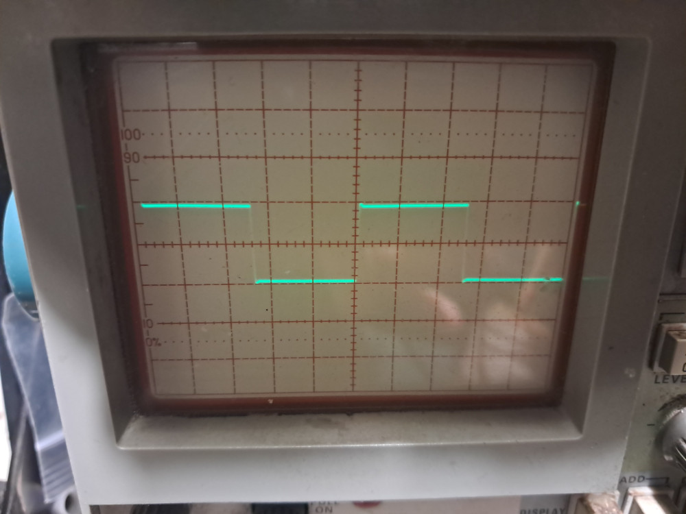 Trip-FET unity coupled SE amp 1kHz 10v div.jpg