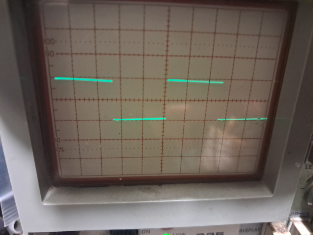 Trip-FET unity coupled SE amp 100Hz 10v div.jpg