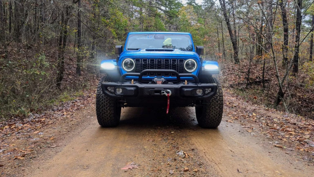 2024-Jeep-Wrangler-Rubicon-392-Final-Edition-6-Casey-Rivers-for-Carscoops.jpg