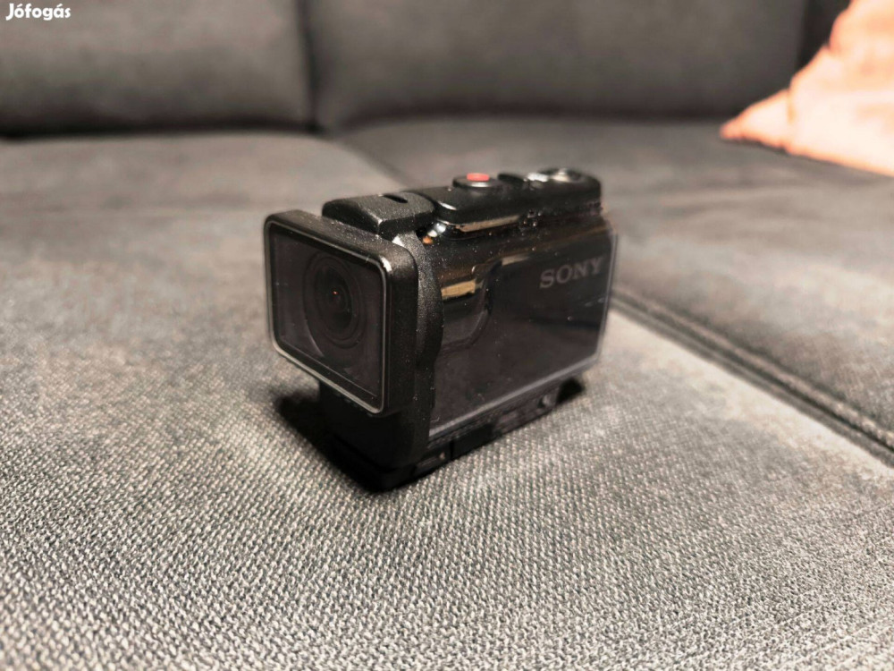 Sony_actioncam_buvartokkal_es_sok_kiegeszitovel_598912725214284.jpg